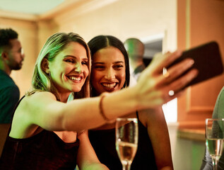 Wall Mural - Party, phone or friends taking a selfie for social media content or to post happy profile pictures on ladies night. Event, girls or women take a photo with wine or champagne drinks for a celebration