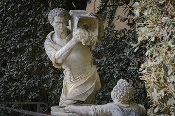 Wall Mural - Stone sculptures in Boboli garden