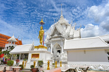 Wat Nong Yai, Beautiful Temple, Pattaya, Pay Homage To Luang Pho Sothon, The Big One In The Middle Of The City.