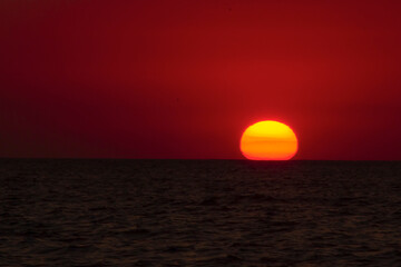 Wall Mural - sunset on the sea