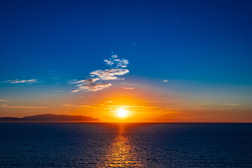 Canvas Print - sun rays through the clouds