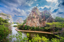 Hin Khao Ngu Park, Khao Ngu Stone Park In Ratchaburi, Thailand Also Call Snake Mountain. Beautiful Stone Mountain And Lake In Ratchaburi Province