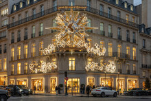 Paris, France - 12 08 2022: View Of Facade Of Christian Dior Paris With Christmas Decoration