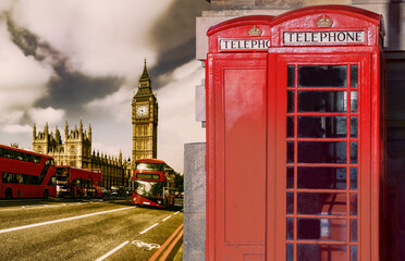 Fototapete - London symbols with BIG BEN and red Phone Booths in England, UK