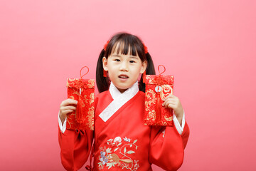 Wall Mural - Chinese girl with traditional dressing up and holding a 