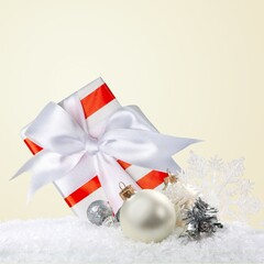 Poster - Christmas Beautiful gift box with ribbon