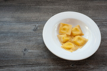 Poster - A bowl of ravioli