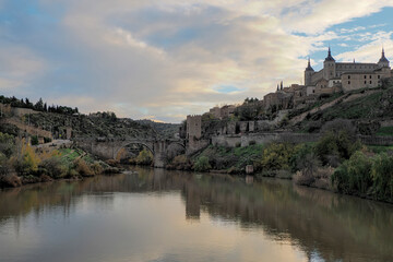 Wall Mural - toledo view from river at sunset