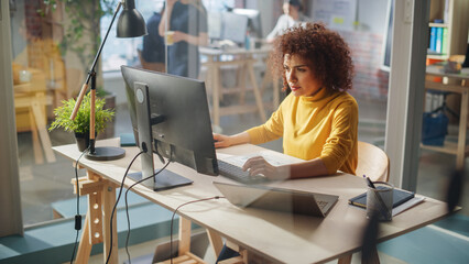 Aufkleber - Creative Multiethnic Female Working on Computer with Two Displays in an Office. Happy Project Manager Browsing Internet, Writing Tasks, Developing a Marketing Strategy for a Corporate Partner.