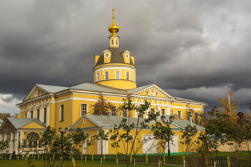 Wall Mural - Rogozhskaya Sloboda. Russian Orthodox Old Believer Church's Pokrovsky Cathedral