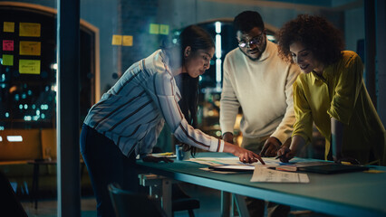 Poster - Excited Marketing Manager Leading a Team Meeting in Creative Office Conference Room in the Evening. Confident Multiethnic Female DIscussing a New Project Plan with Agency Employees.