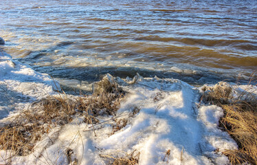 Wall Mural - Beautiful winter landscape at the ravine Petrie Island, Ottawa river