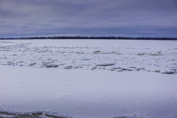 Wall Mural - Beautiful winter landscape at the ravine Petrie Island, Ottawa river