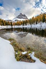 Wall Mural - beautiful autumn day in the mountains - lago antorno in italian dolomites