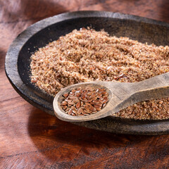 Sticker - Linum usitatissimum - Whole and crushed flax seeds