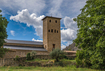 Sticker - Clocher de l'église de Nuestra Señora de Alaón à Sopeira, Aragon, Espagne