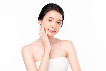 Wall Mural - Beautiful young asian woman with clean fresh skin on white background, Face care, Facial treatment, Cosmetology, beauty and spa, Asian women portrait.