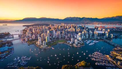Fototapete - Beautiful aerial view of downtown Vancouver skyline, British Columbia, Canada at sunset