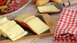 © ALF photo - charcuterie et fromage à raclette
