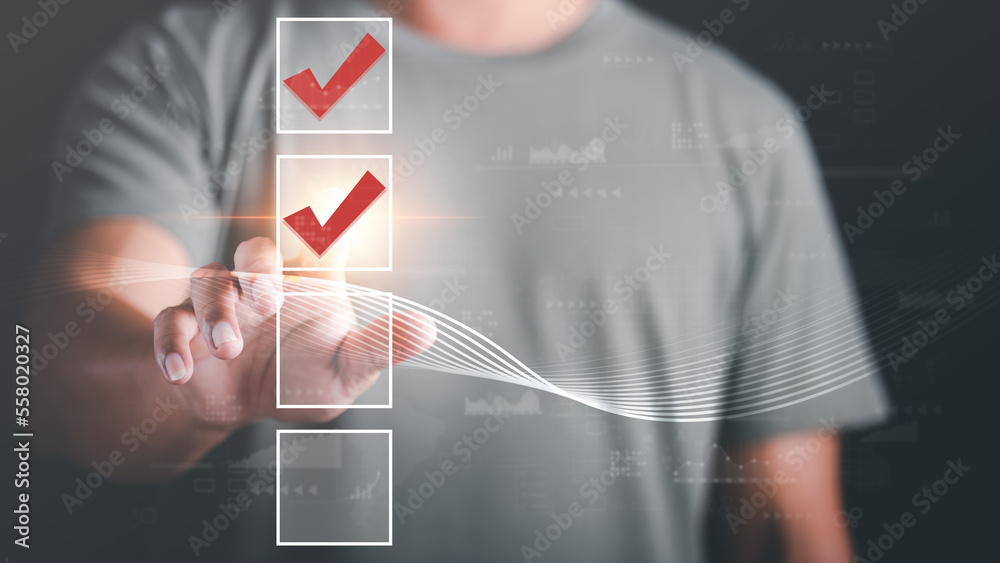 man-check-mark-about-exploring-topics-in-the-virtual-form-check-sheet