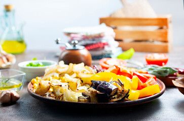 Canvas Print - fried mix vegetables on plate