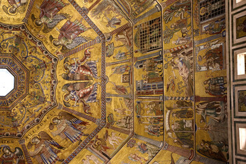 Wall Mural - Florence, Italy. Mosaic fragment of the Baptistery vault (UNESCO), 1270 - 1300