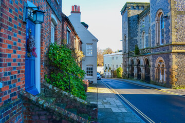 UK, Arundel, 02.02.2023:  small streets and buildings of Arundel town centre