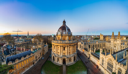 Canvas Print - Evening skyline panorama of Oxford city in England