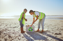 Recycle, Plastic And Mother With Child In Beach Cleaning Education Of Sustainability, Green Environment Or Eco Friendly Ocean. Mother Or Volunteer Family With Box At Sea For Pollution Or Earth Day