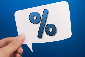 Aufkleber - Speech bubble in front of colored background with Percentage Sign.