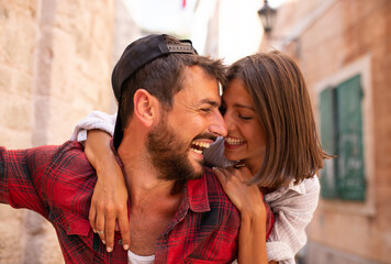 Wall Mural - Happy love couple visiting old tourist places