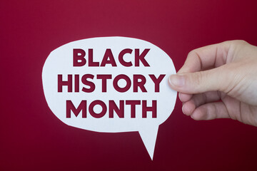 Aufkleber - Speech bubble in front of colored background with Black History Month text.