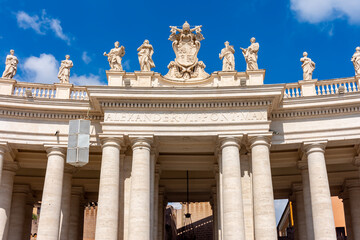 Wall Mural - Statues of saints and apostles on colonnade of St. Peter's basilica, Vatican