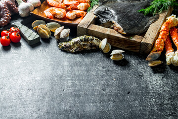 Wall Mural - Flounder fish on tray with crab, shrimp and oysters.