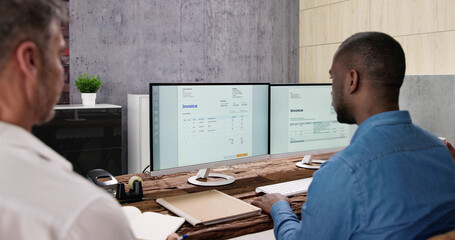 Poster - electronic business invoice check using software