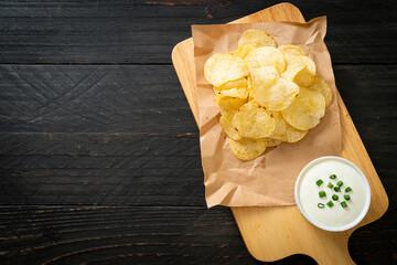 Wall Mural - potato chips with sour cream