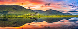 Fototapeta Kawa jest smaczna - The ruins of Kilchurn castle on Loch Awe at sunset in Scotland