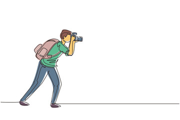 Poster - Single one line drawing journalist or reporter with backpack making pictures. Photographers of paparazzi taking photo with digital cameras dslr. Continuous line draw design graphic vector illustration