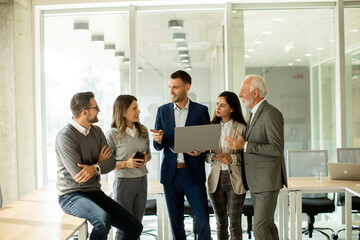 Sticker - Businesspeople working in team in the office