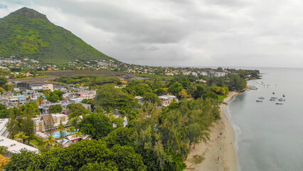 Canvas Print - Aerial view of mountains and river from Flic en Flac Beach, Mauritius Island