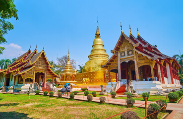 Canvas Print - Explore the shrines of Wat Phra Singh, Chiang Mai, Thailand