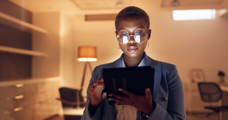 tablet, night reading business woman with glasses for social media marketing, digital analytics or w
