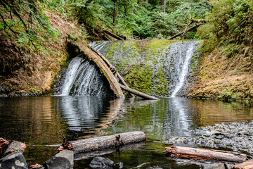 Wall Mural - Lower North Falls in Silver State Park in Oregon