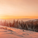 Fototapeta Do pokoju - winter mountains scenery, awesome sunset landscape	