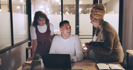 Fototapete - Laptop, tablet and business people teamwork on night project, digital finance portfolio or feedback review of stock market research. Financial economy, investment collaboration and trader trading nft