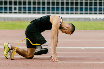 Wall Mural - disabled athlete start on stadium track