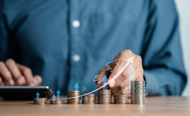 Aufkleber - Planning invest indicators long-term. Business analyst rofitability of working company. businessman calculates financial data investments.