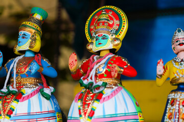 Wall Mural - Indian famous Thanjavur dancing Kathakali dolls