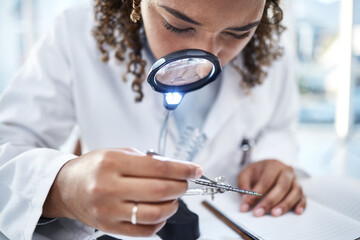 Leinwandbilder - Science, magnifying glass and and woman with microchip for inspection, repair and maintenance in lab. Computer research, technician and engineer working on tech hardware, processor and motherboard