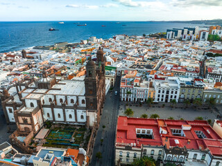 Fototapete - Landscape with Cathedral Santa Ana Vegueta in Las Palmas, Gran Canaria, Canary Islands, Spain. Aerial sunset view of the Las Palmas city.